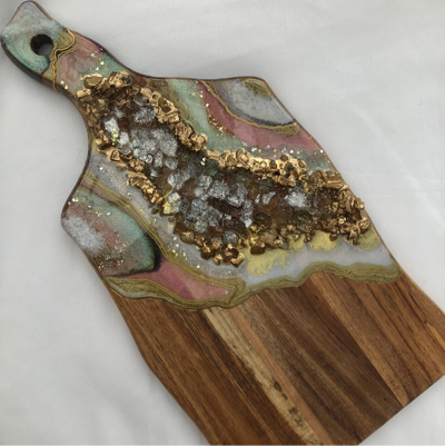 Rustic Cutting Board Olive Wood 40x20cm - Fluid Art